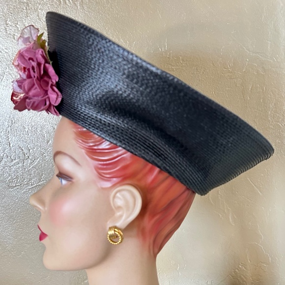DASHING 1970s\' DESIGNER BLACK STRAW HAT + TALL UPTURNED BRIM + FLOWERS main image 10